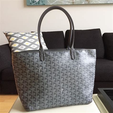 goyard bag.price